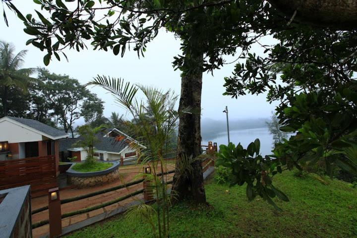 Wayanad Silver Woods Exterior photo
