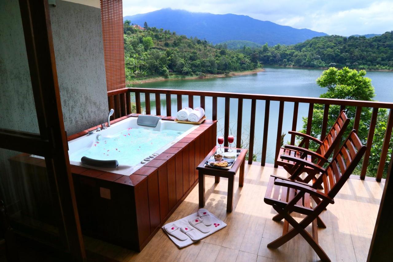 Wayanad Silver Woods Exterior photo